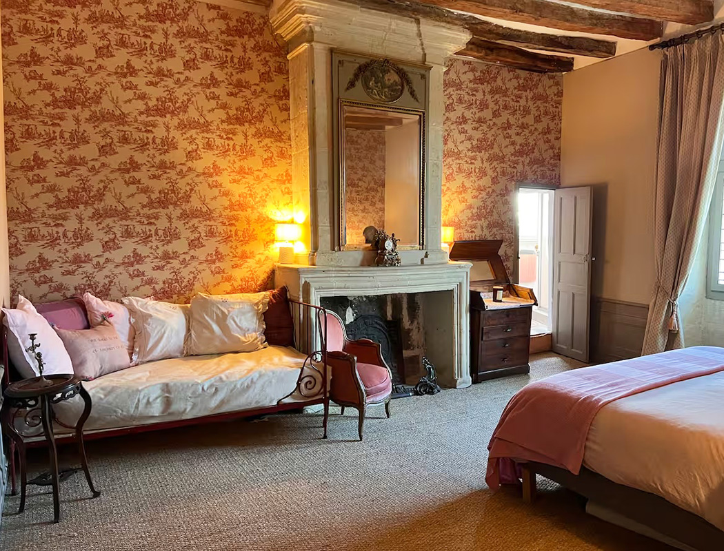 Chateau_Danzay_chambre-rose